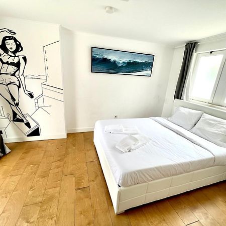 Oeiras Beach Private Room 9 - Double Bedroom With Shared Bathroom & Terrace Dış mekan fotoğraf