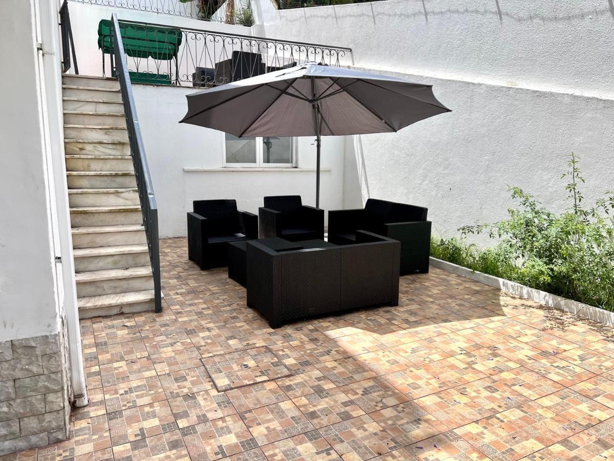 Oeiras Beach Private Room 9 - Double Bedroom With Shared Bathroom & Terrace Dış mekan fotoğraf