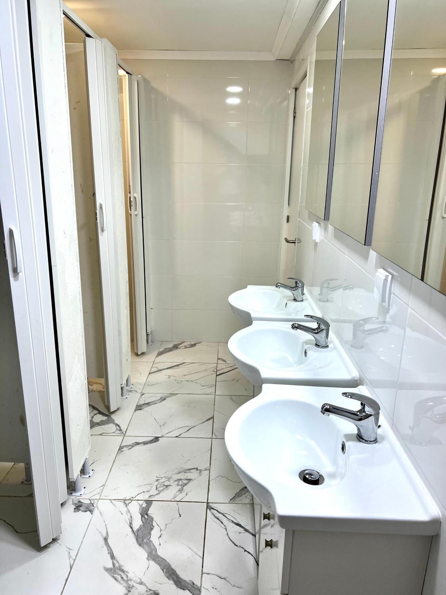 Oeiras Beach Private Room 9 - Double Bedroom With Shared Bathroom & Terrace Dış mekan fotoğraf