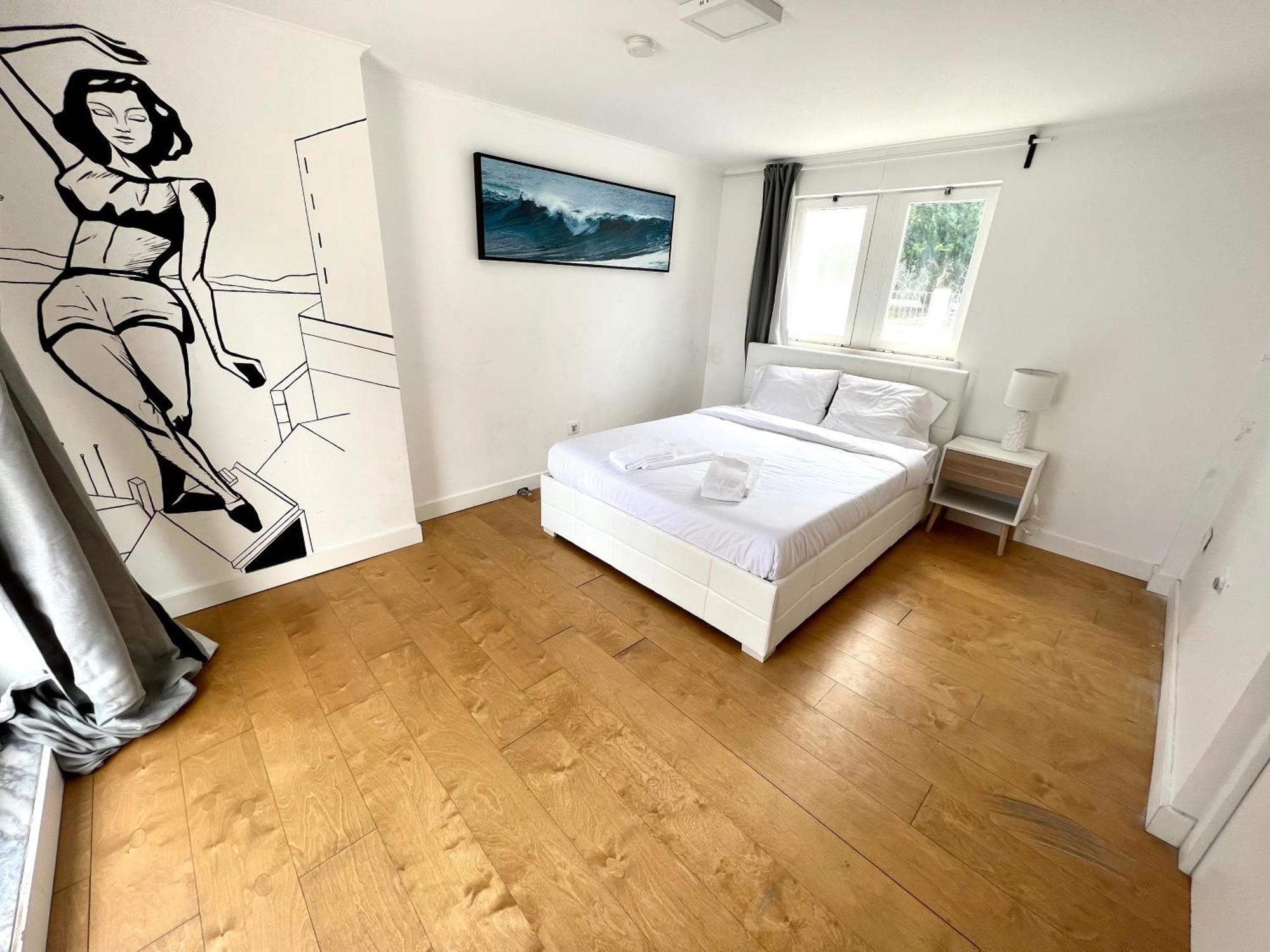 Oeiras Beach Private Room 9 - Double Bedroom With Shared Bathroom & Terrace Dış mekan fotoğraf