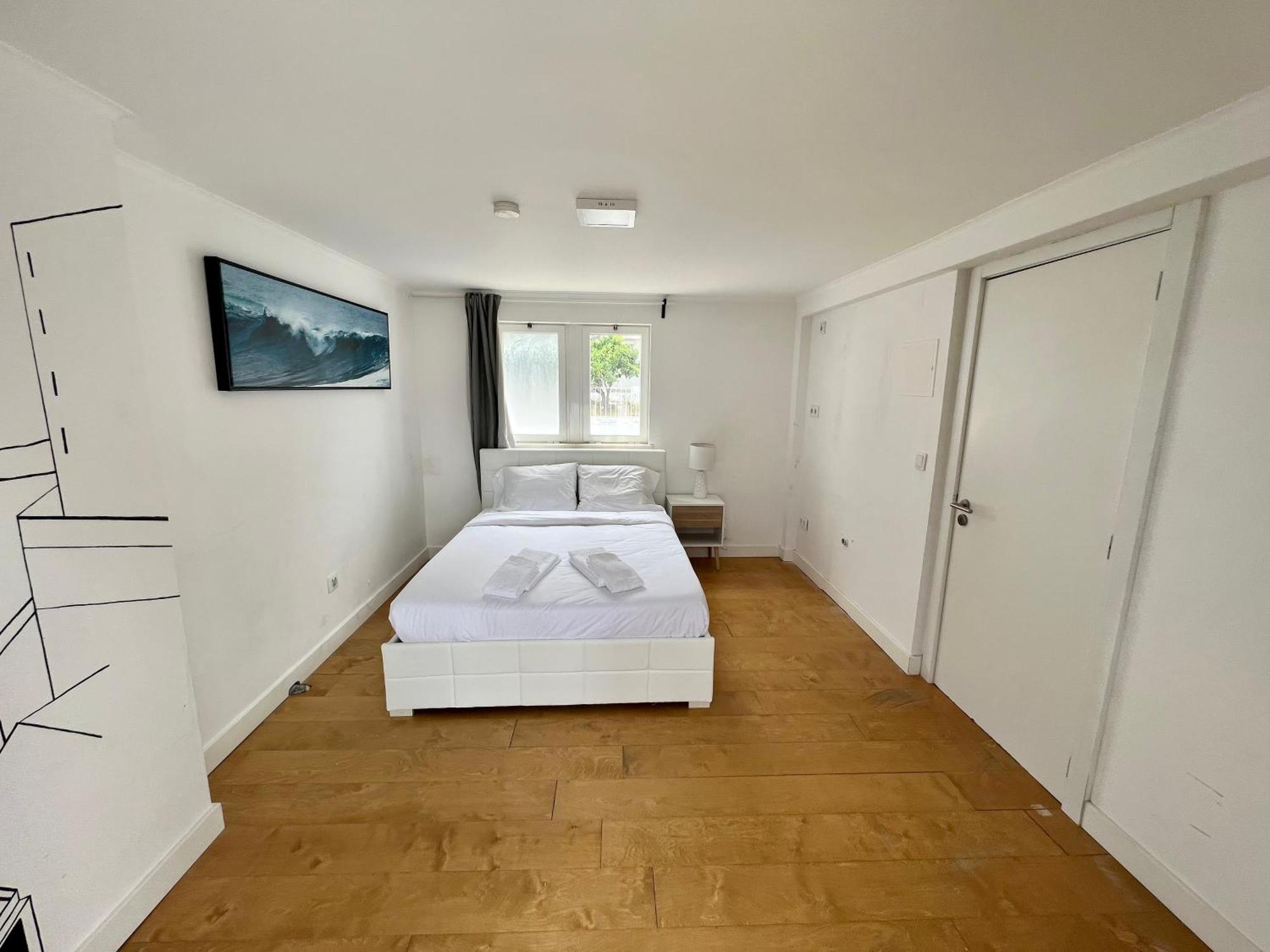 Oeiras Beach Private Room 9 - Double Bedroom With Shared Bathroom & Terrace Dış mekan fotoğraf