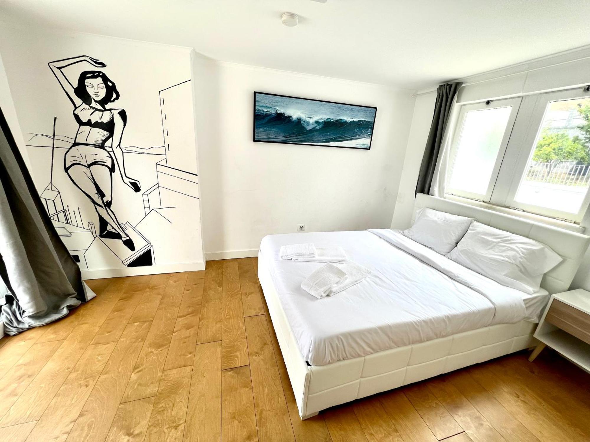 Oeiras Beach Private Room 9 - Double Bedroom With Shared Bathroom & Terrace Dış mekan fotoğraf